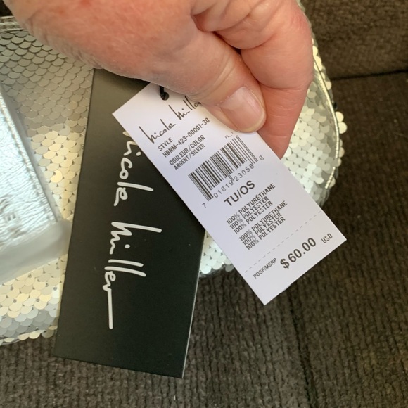 Nicole Miller Silver Sequin Small Faux Leather Purse NWT 🌴 - Picture 6 of 11